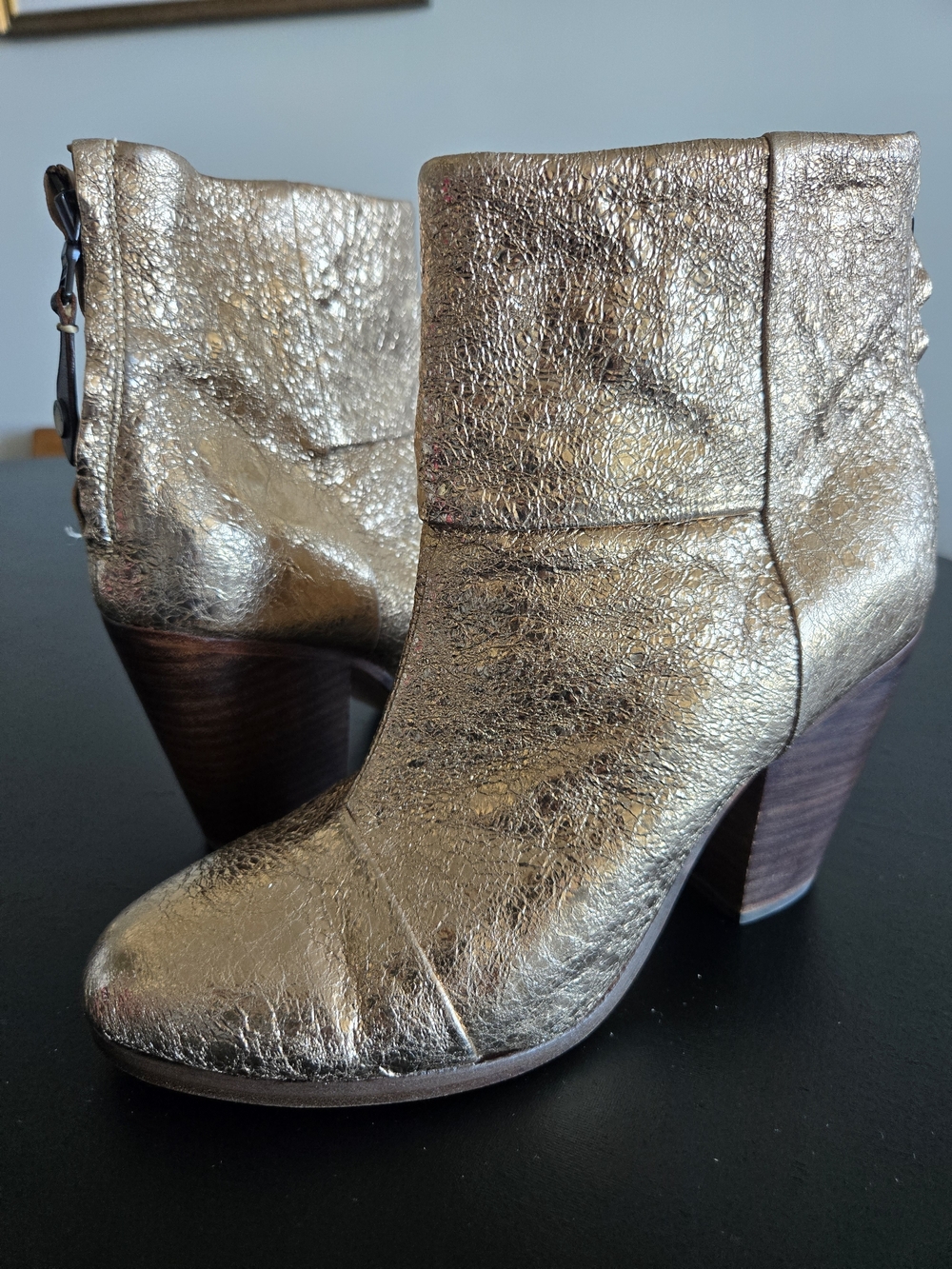 Rag & Bone Gold Metallic Cracked Leather Harrow Ankle Booties Size 37.5 / 7.5